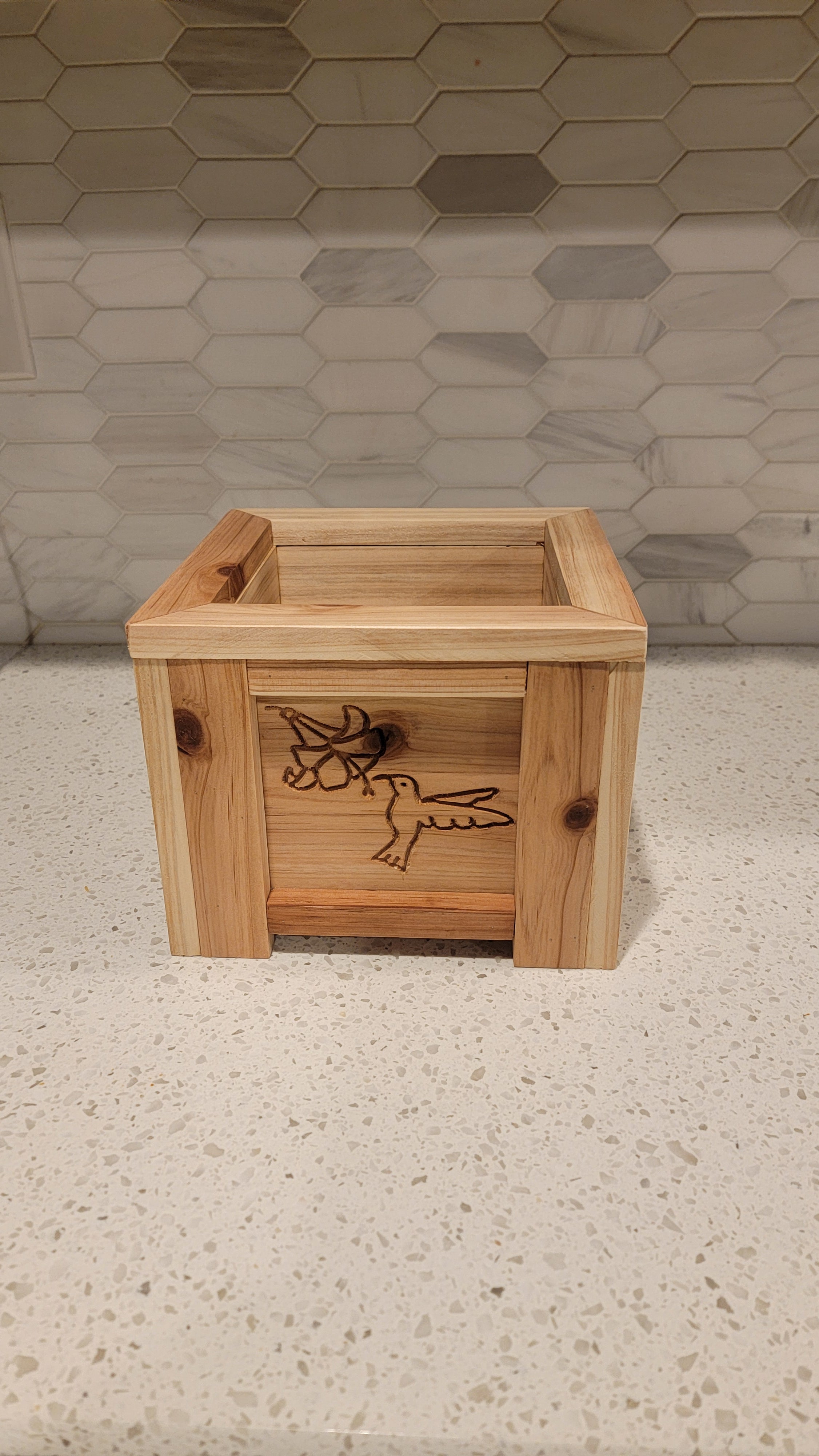 Cedar Planter / Flower Pot